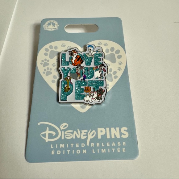 NWT. Disney Parks Love Your Pet Limited Edition Pin New With Card back. - Picture 2 of 5